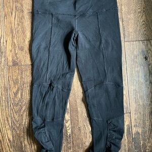 Lululemon Black Cropped Leggings